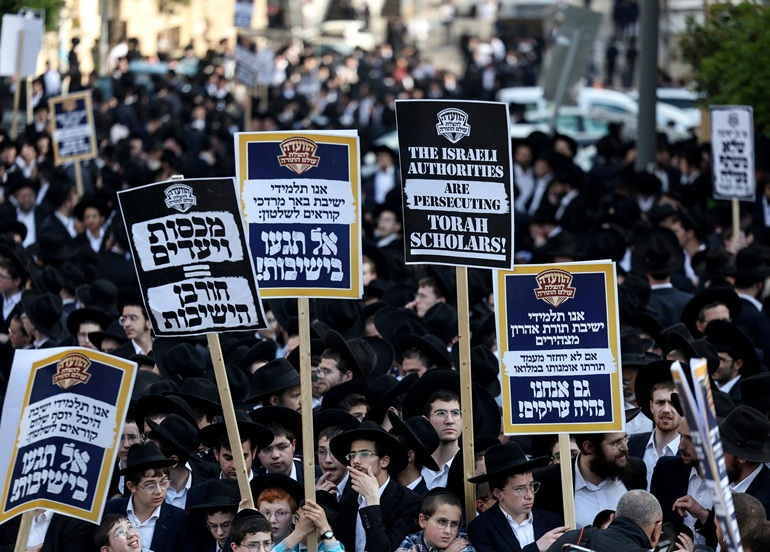 التيار الحريدي ينضم مظاهرة مليونية لإسقاط نتنياهو