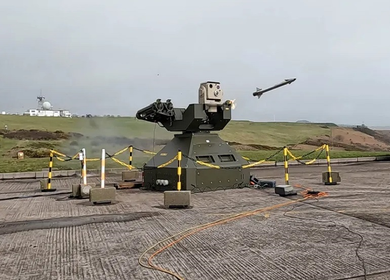 بريطانيا تعتزم نشر منظومة دفاع جوي في الكويت