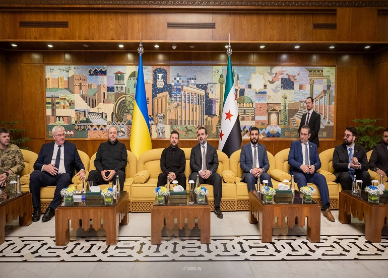 اجتماع ثلاثي بين فيدان وزيلينسكي والشرع في دمشق