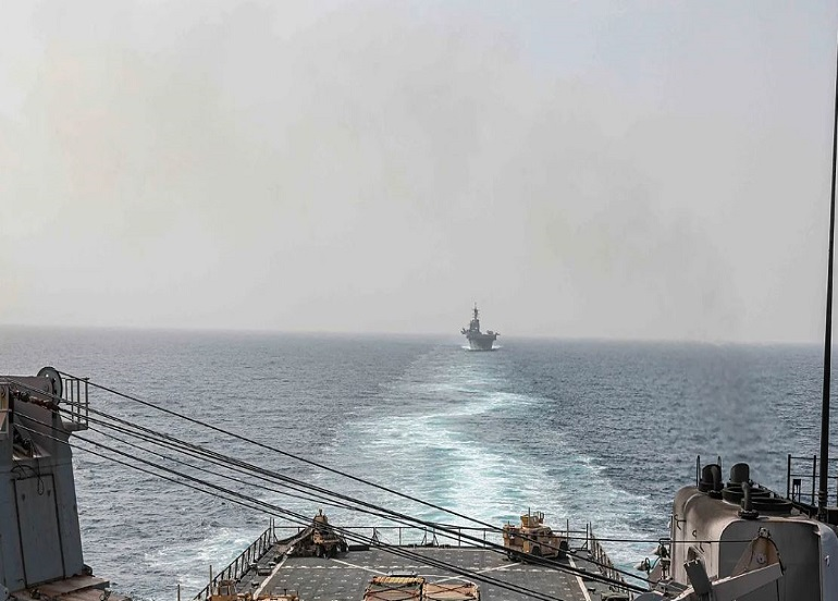 إيران تلوح بفتح جبهة باب المندب وتعد بإحداث مفاجآت جديدة